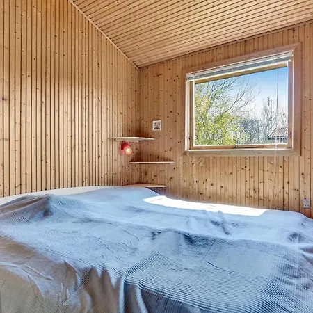 2 Bedroom Cozy In 別荘 *