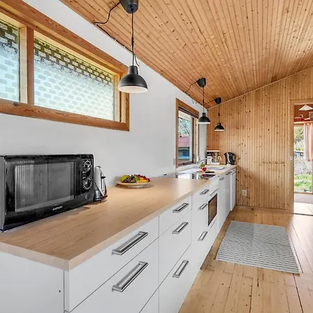 2 Bedroom Cozy In 別荘 *