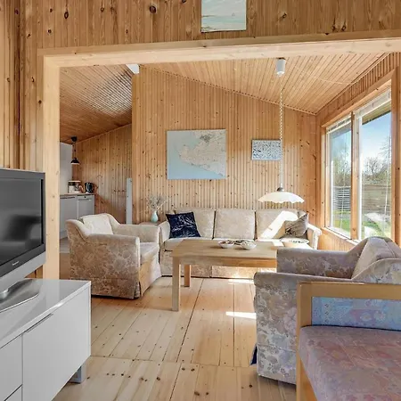 2 Bedroom Cozy In 別荘 *