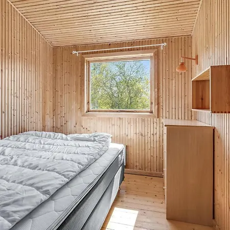 2 Bedroom Cozy In 別荘